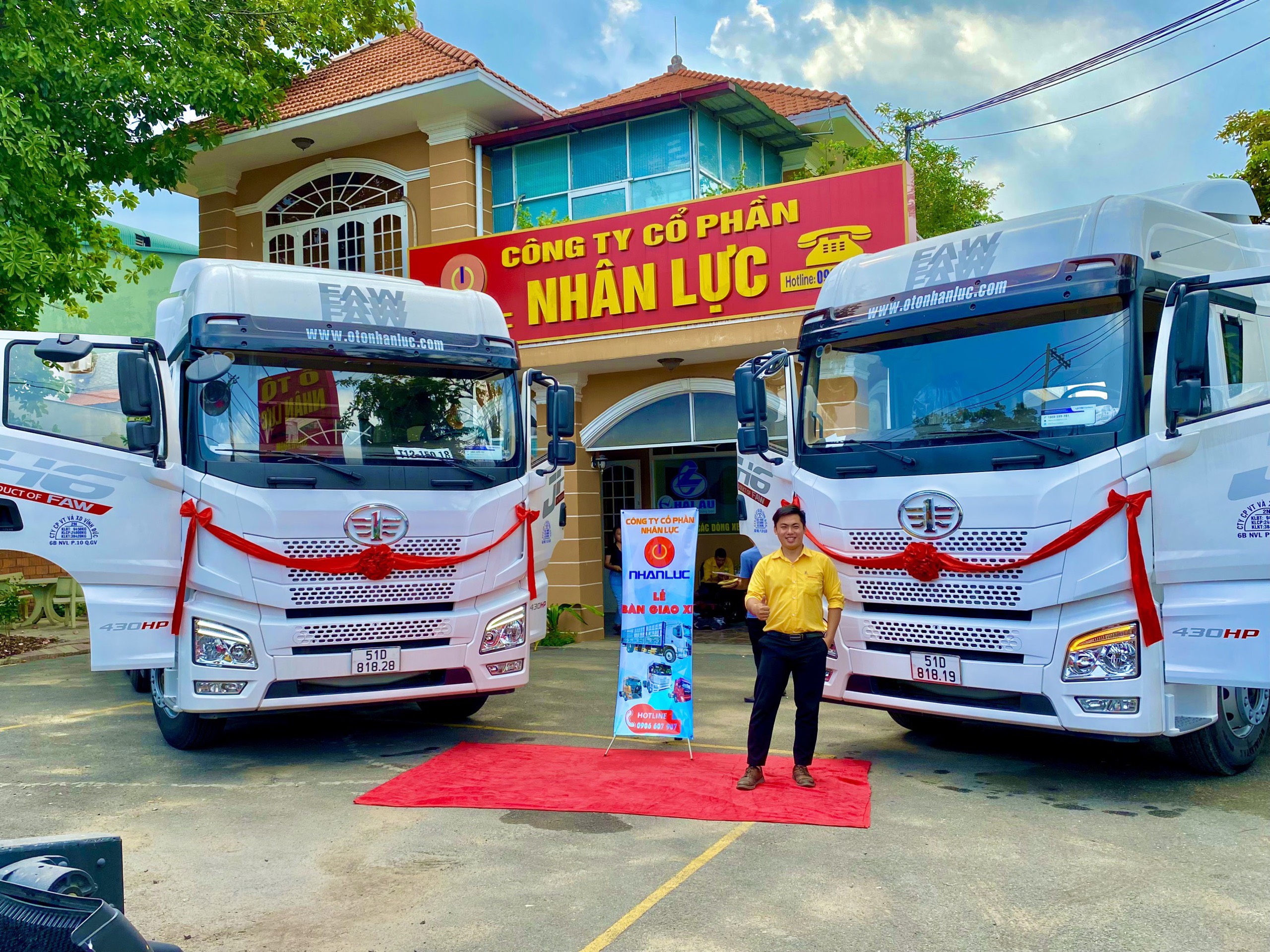 Bàn Giao 2 Xe FAW JH6 Về Với Khách Hàng HCM