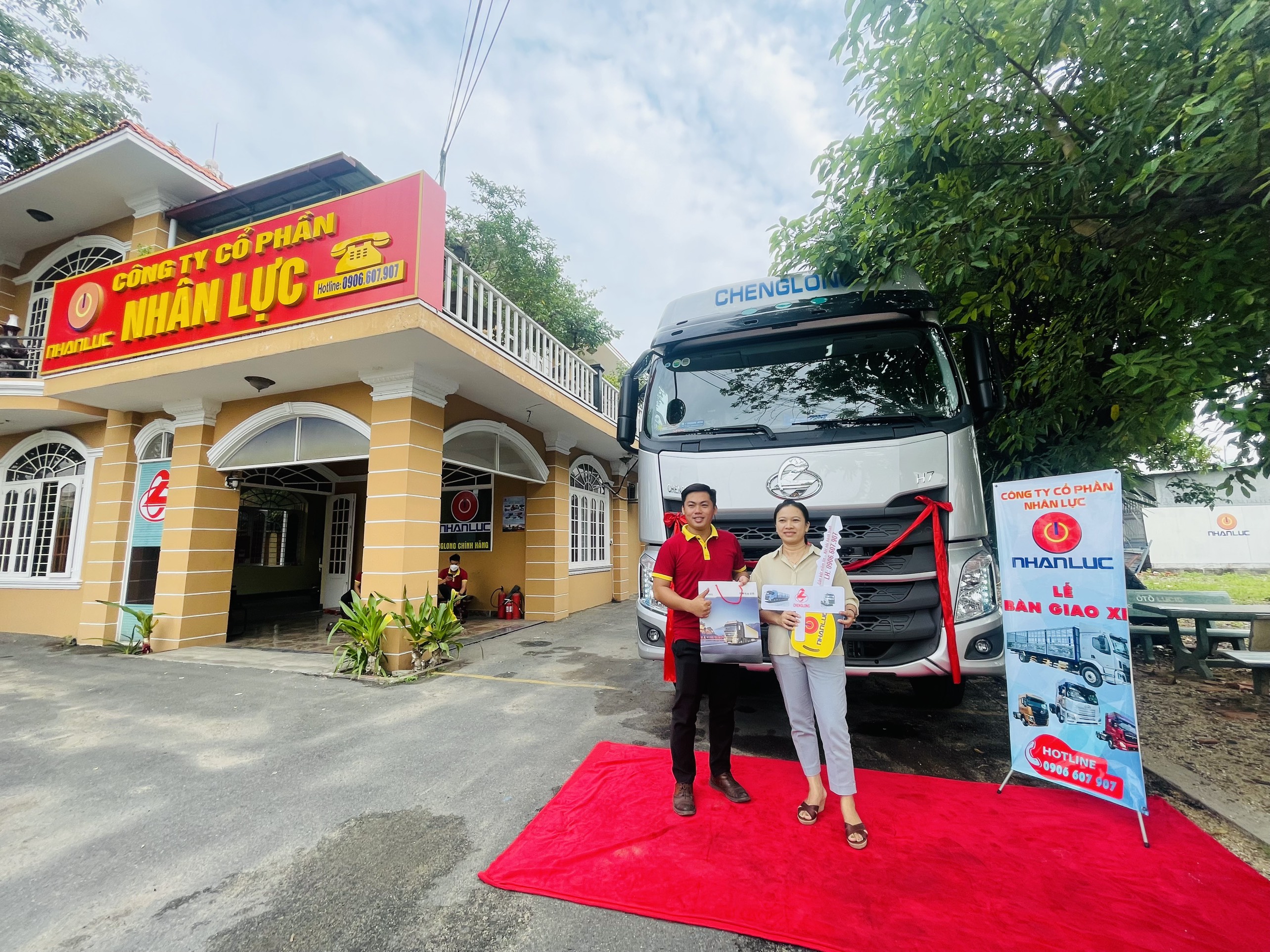 Bàn Giao Xe CHENGLONG 5 Chân 2022 Thùng 9m7 Về Với Long An | Quốc Kiệt Ô Tô