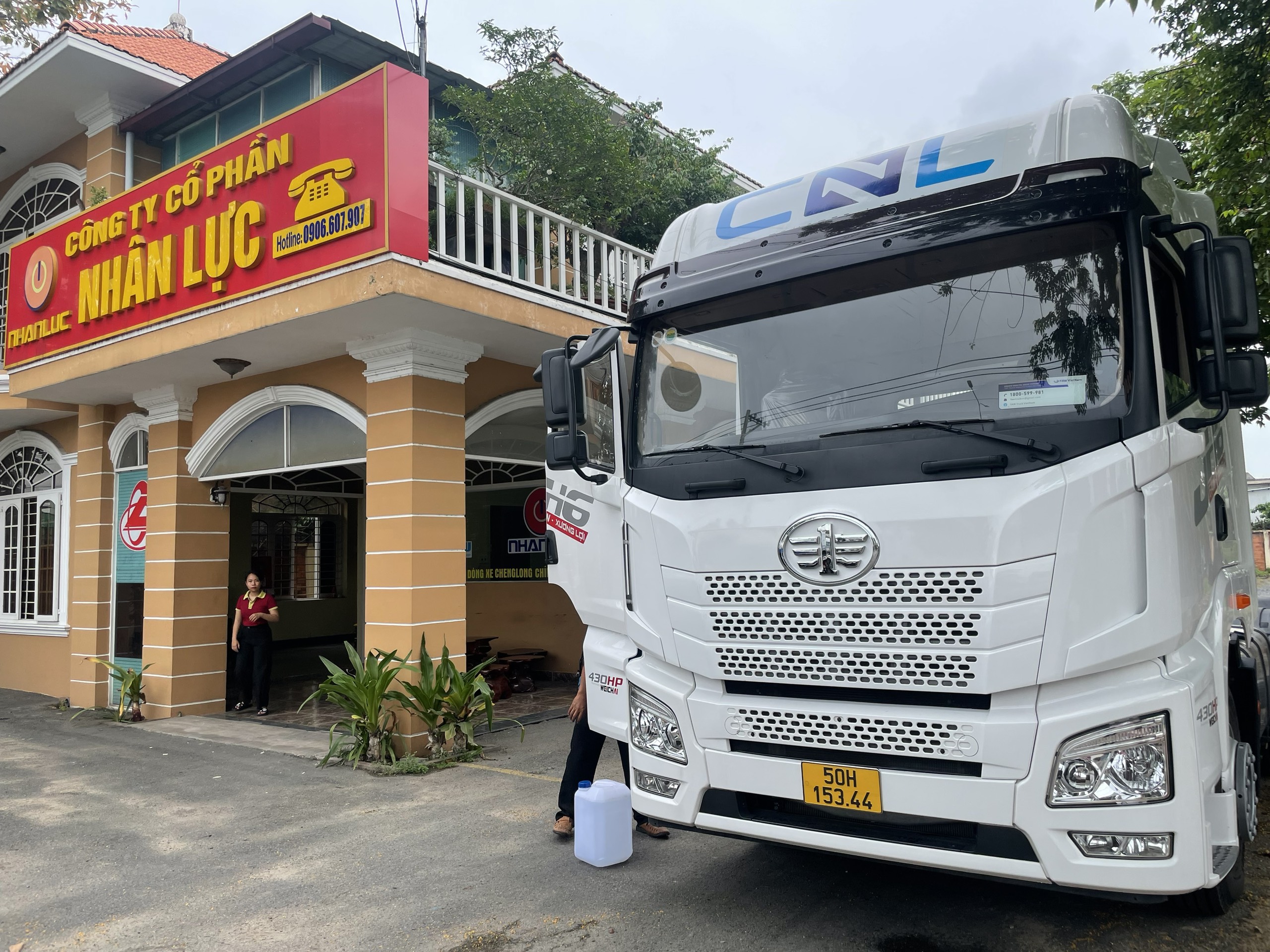 Bàn Giao Xe Đầu Kéo FAW JH6 & Mooc Sàn CIMC